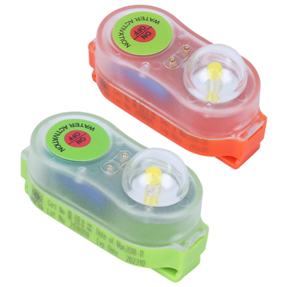 1/2 Pezzi Nuova Luce LED Imper - Life Jacket recensione e prezzo
